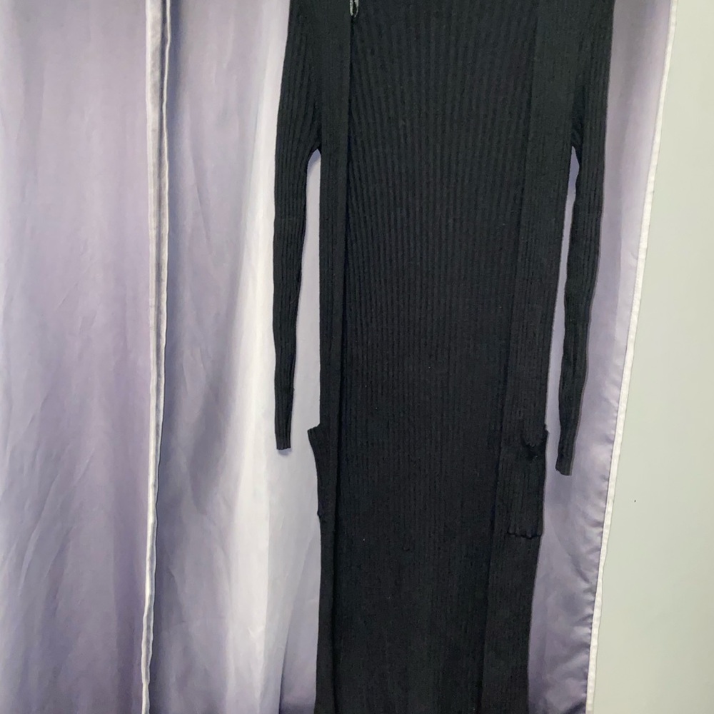 SOLD ELSEWHERE ✨2/$20✨ Urban Heritage Black Long Ribbed Knit Cardigan